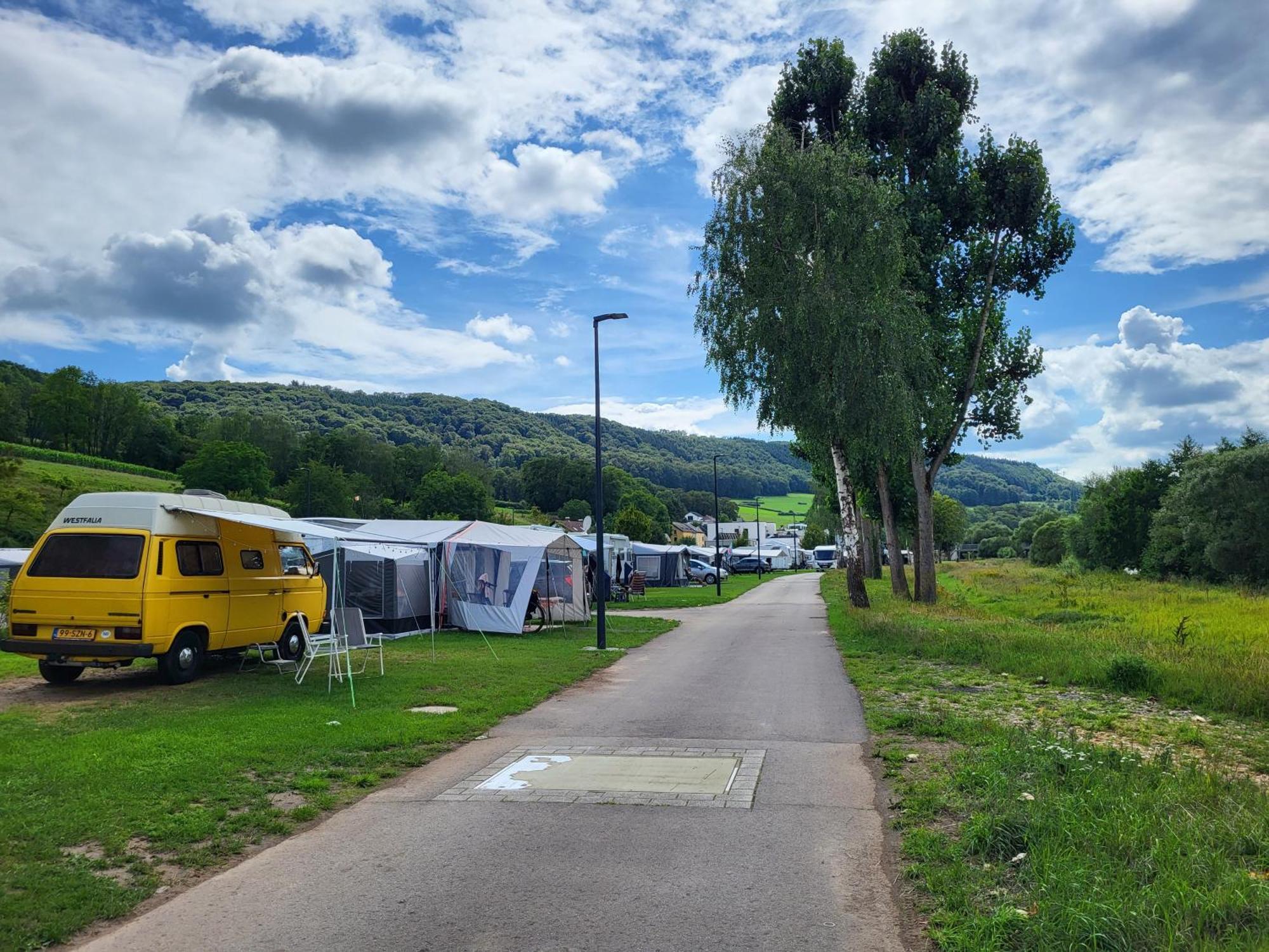 Europe Tents Camping Gritt Hotell Diekirch Eksteriør bilde